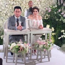 เช่าชุดตั่งรดน้ําสังข์แบบโมเดิร์น